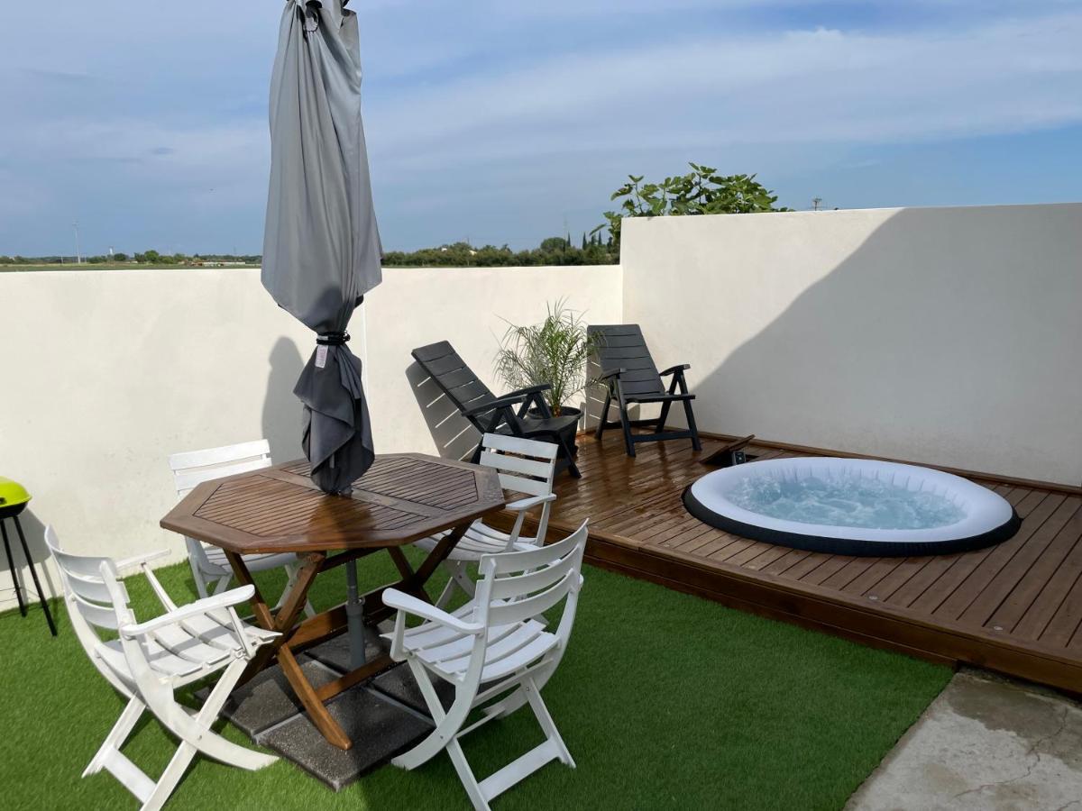 Appartement Avec Spa-Avril A Sept-Camargue 4 Personnes Saint Laurent d'Aigouze Bagian luar foto
